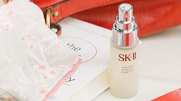 SK II MID-Day MID-Night Miracle Essence